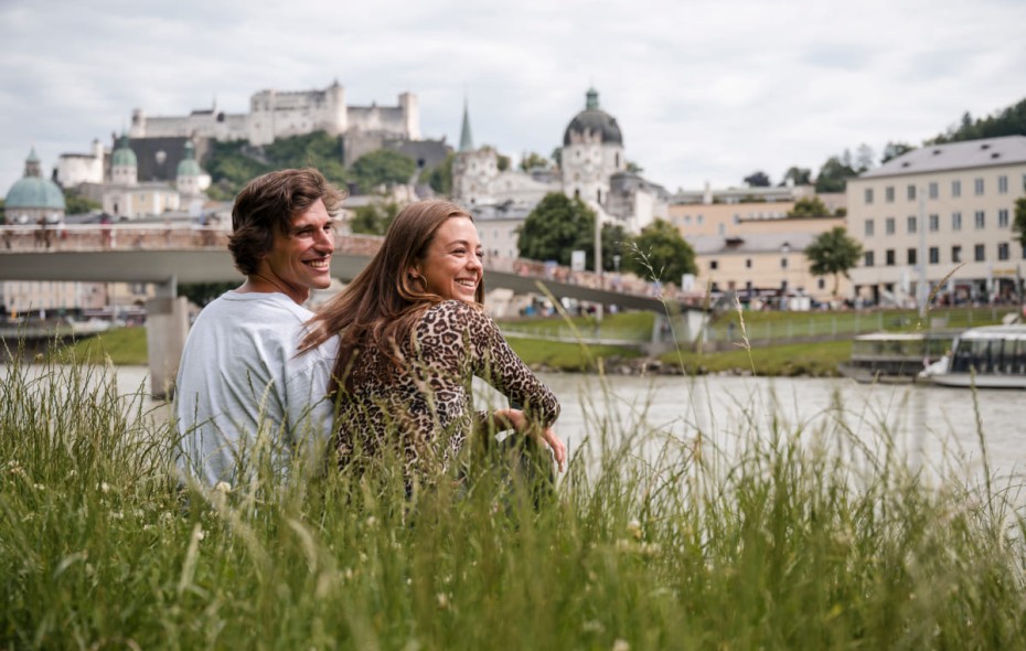 Blick auf die Salzburger Altstadt mit der Festung Hohensalzburg im Hintergrund